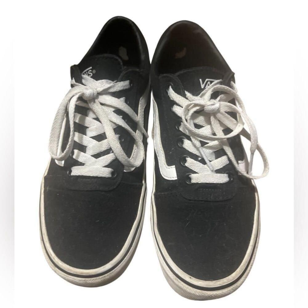 Classic Vans black and white women’s 6.5 - Picture 1 of 4